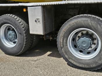 MAN TGS 33.480 6x6 / PALFINGER Z CRANE / 2 SIDE TIPPER